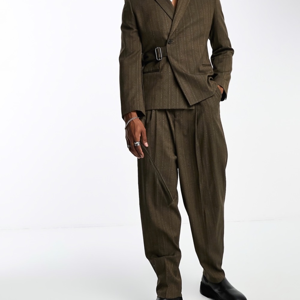 ASOS DESIGN balloon fit suit pants in tonal stripe - Picture 7 of 8